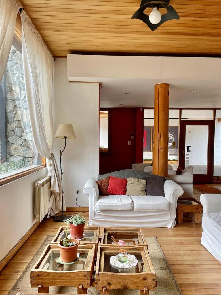 Posta De Colonos Inn Villa La Angostura